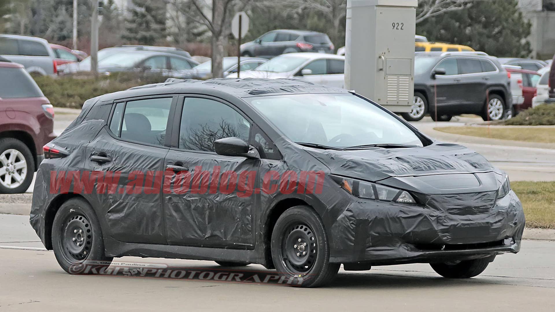 2018 nissan leaf spy photo testing