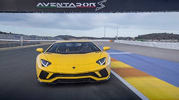 2017 Lamborghini Aventador S