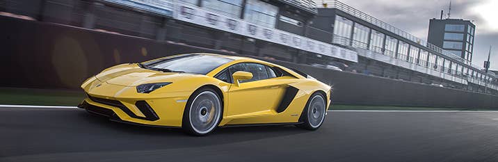 2017 Lamborghini Aventador S
