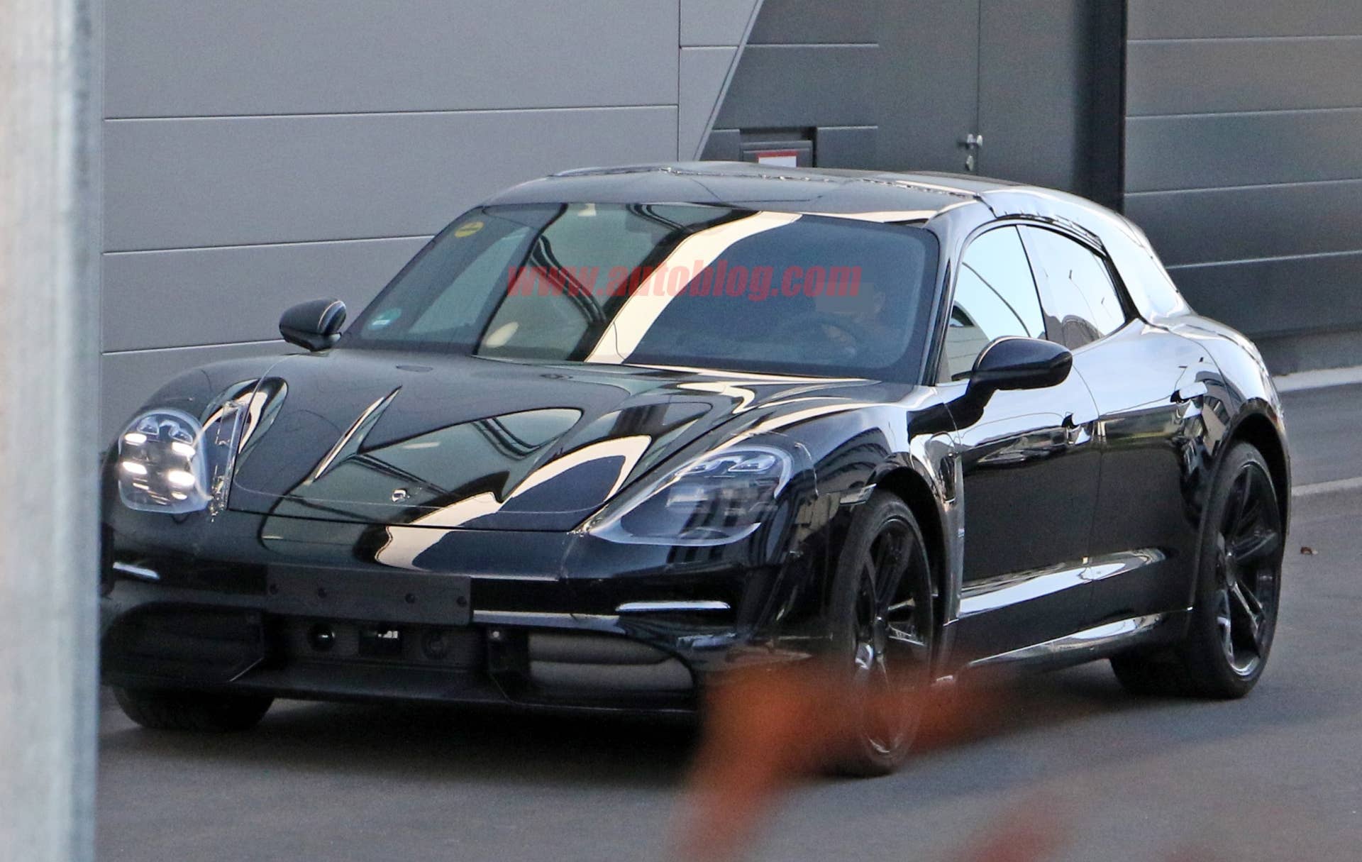 Porsche Taycan Sport Turismo spy photo