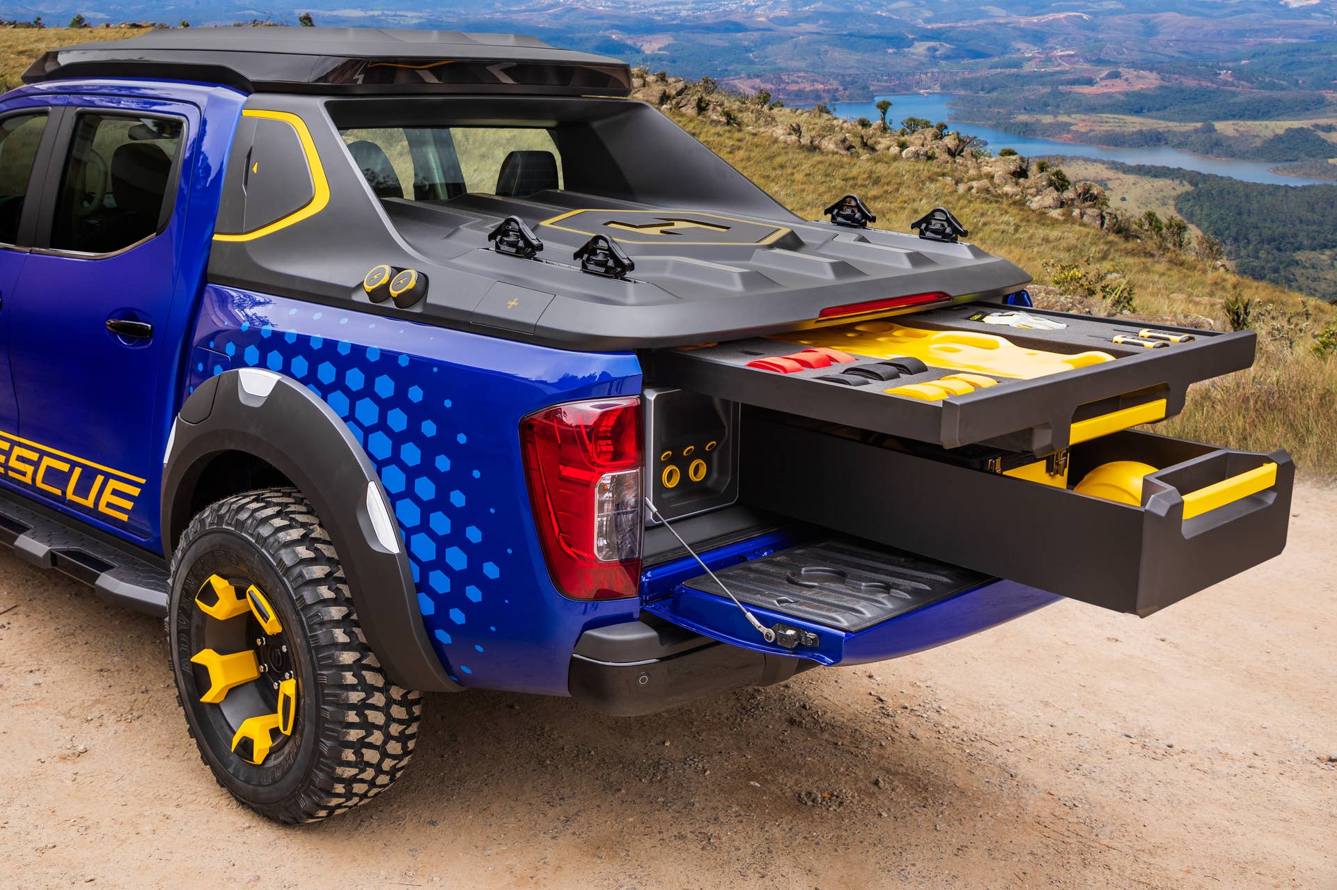 Nissan Frontier Sentinel Concept