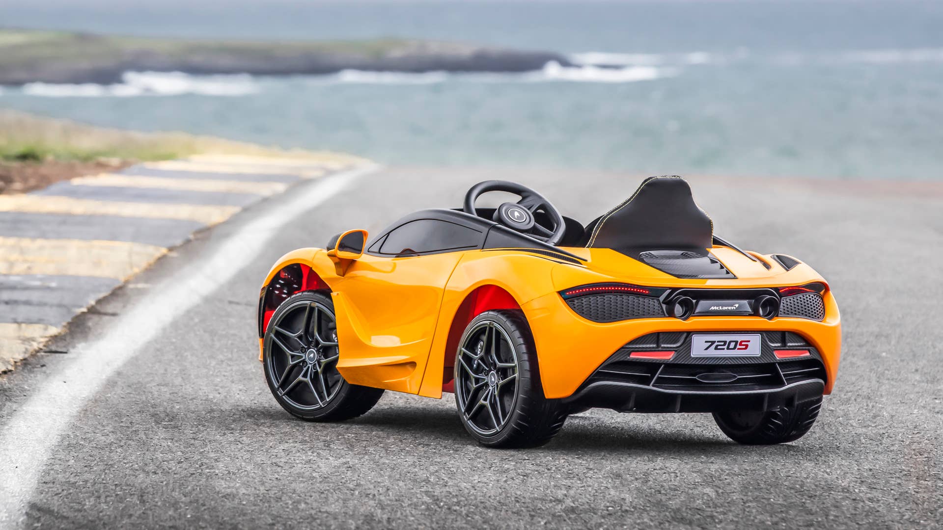 McLaren 720S Ride-On