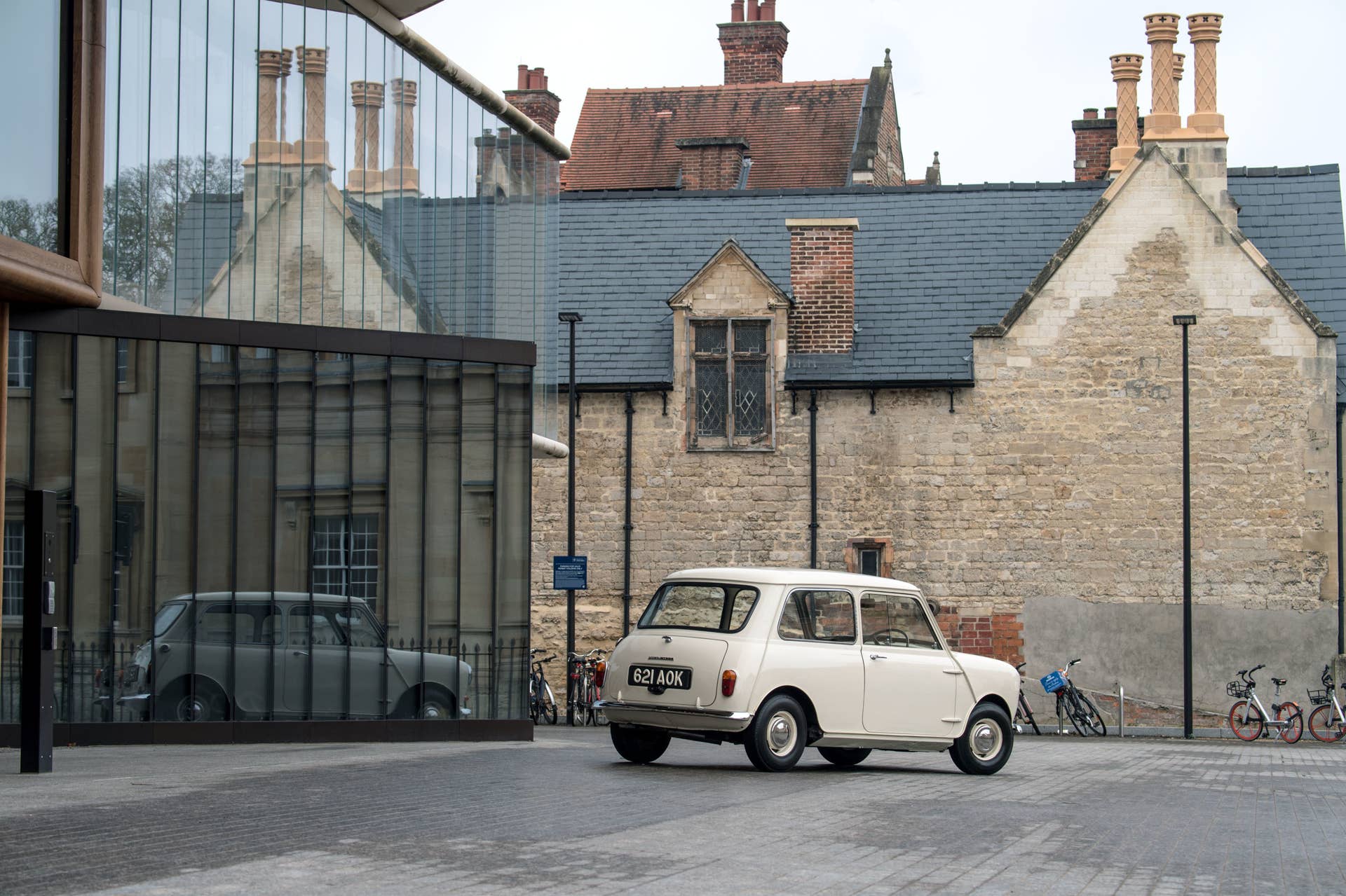 Mini reveal 60 Years Edition