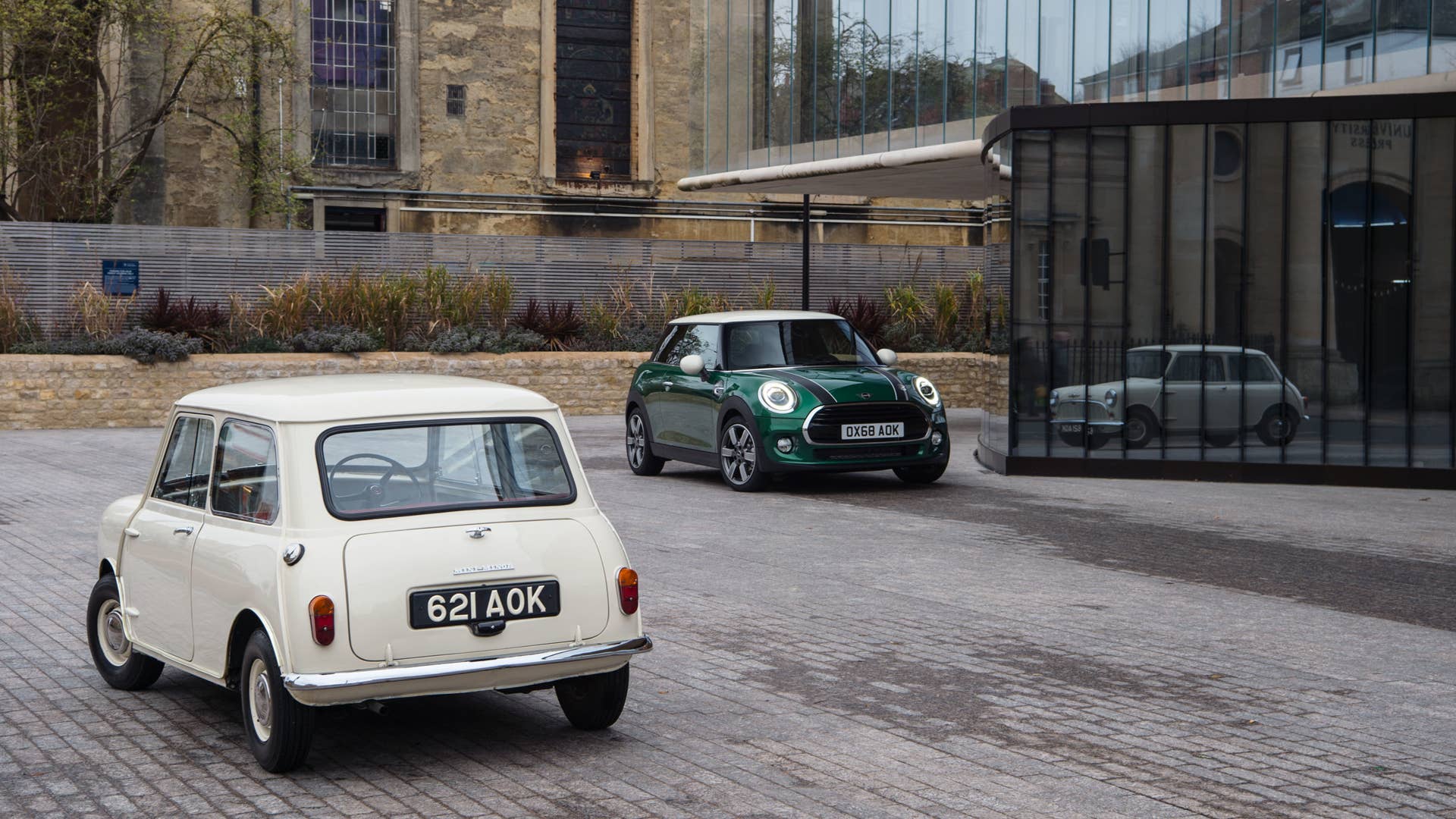 Mini reveal 60 Years Edition