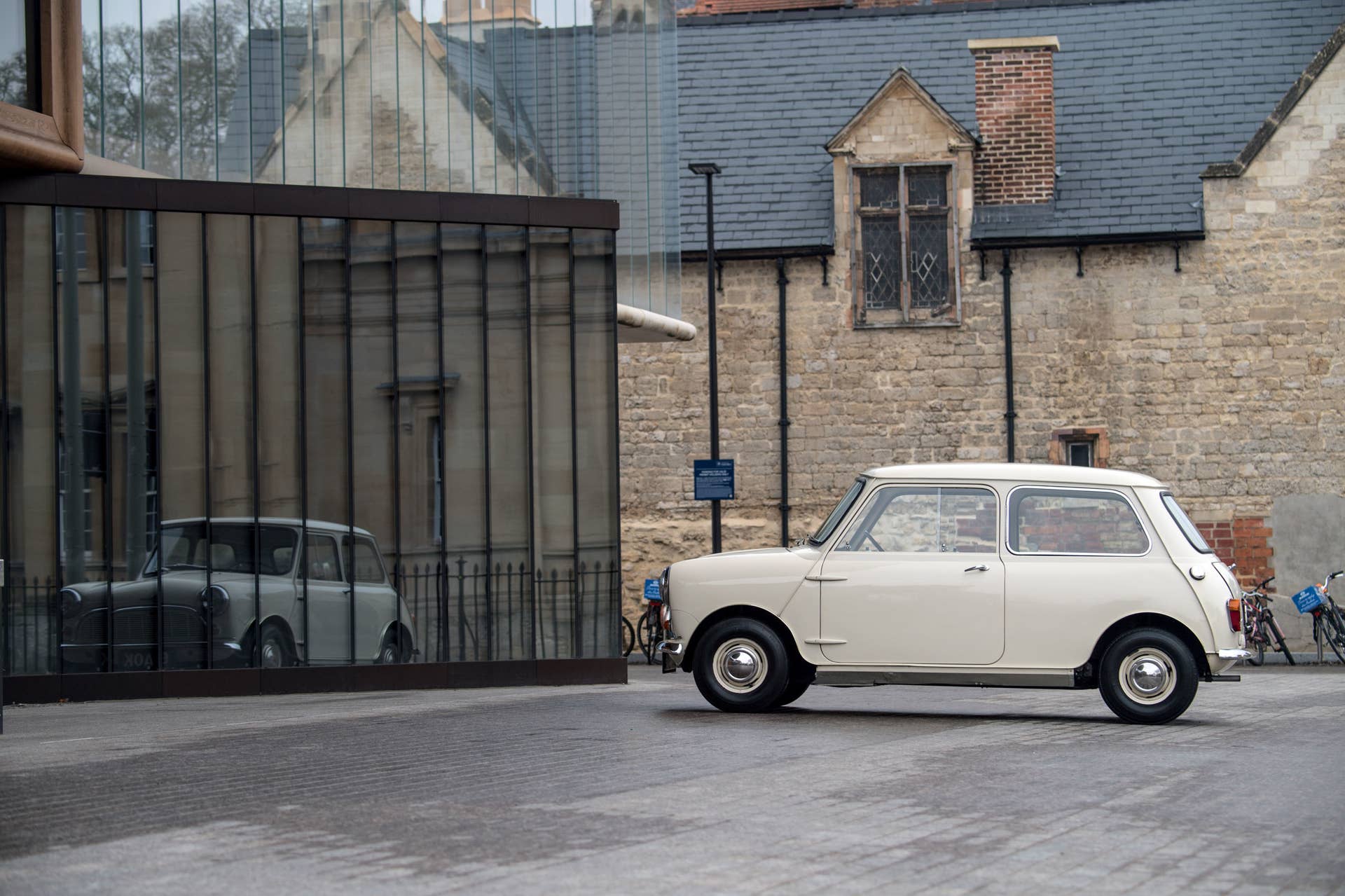 Mini reveal 60 Years Edition