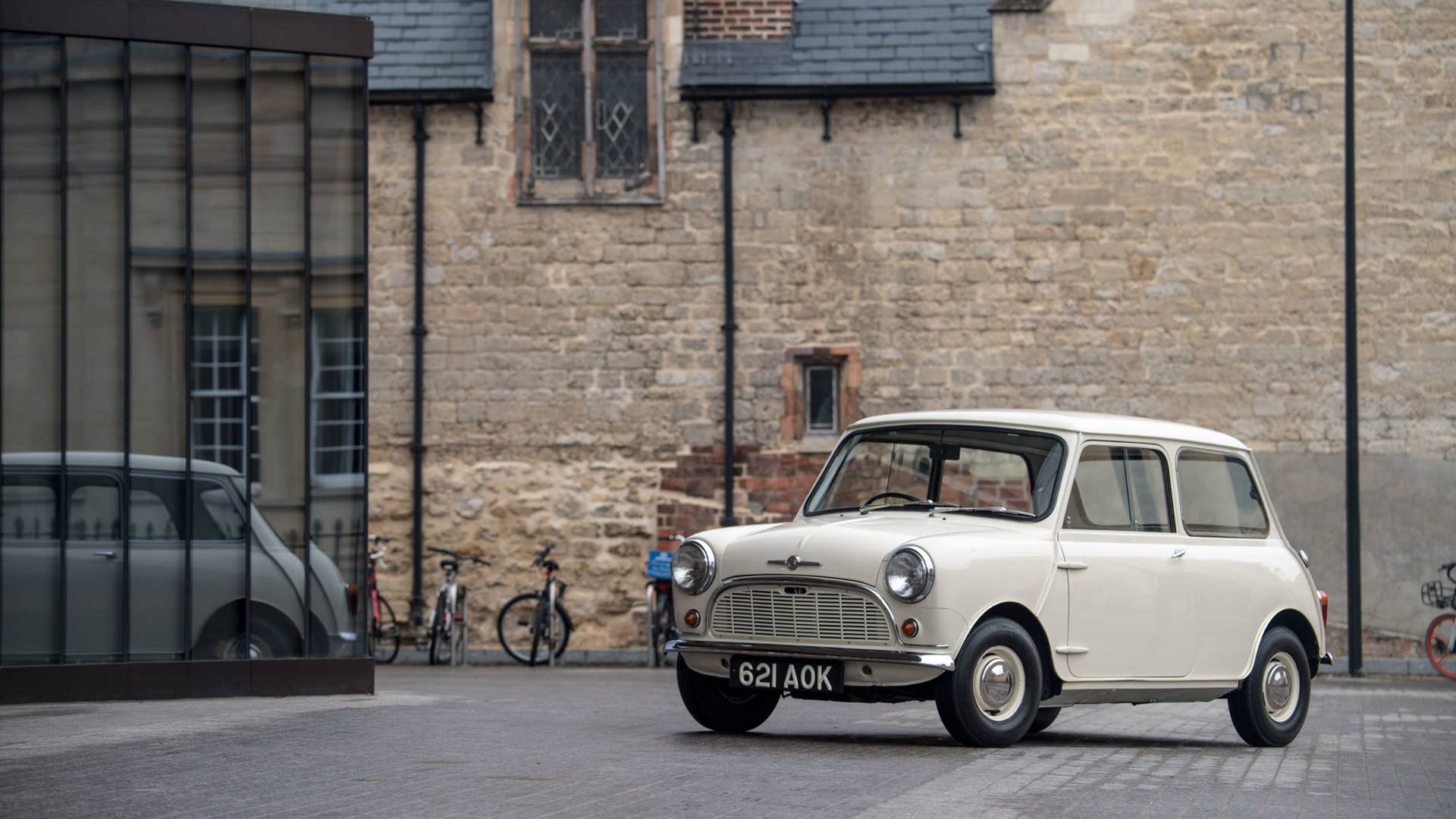 Mini reveal 60 Years Edition