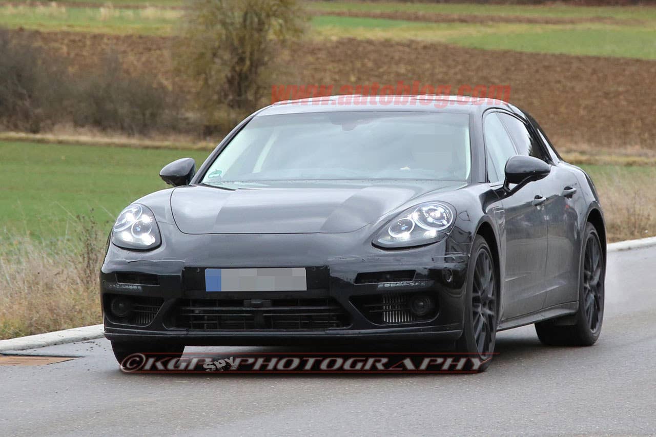 porsche panamera sport turismo spy shots front