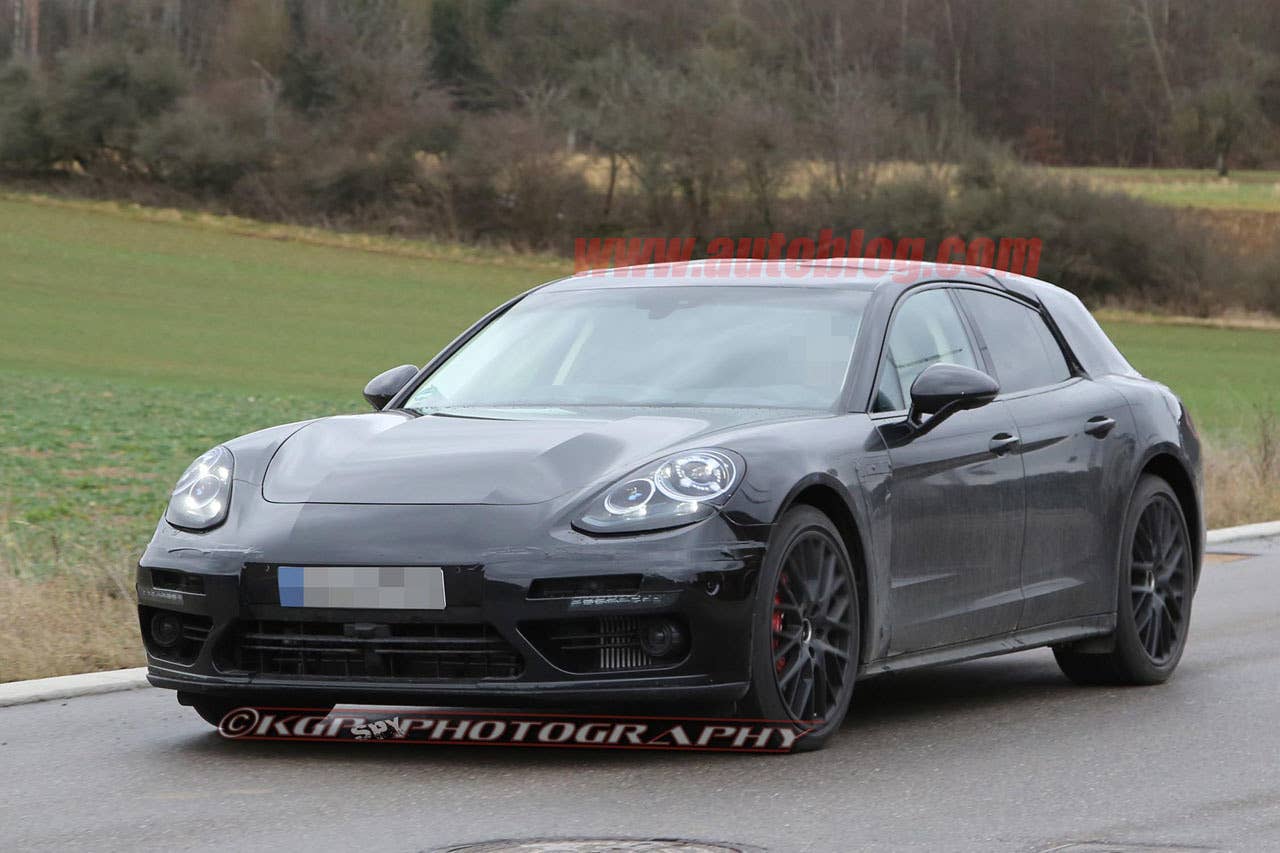 porsche panamera sport turismo spy shots front three quarters