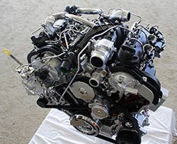 An image of the 3.0-liter turbodiesel in the 2014 Ram 1500 EcoDiesel