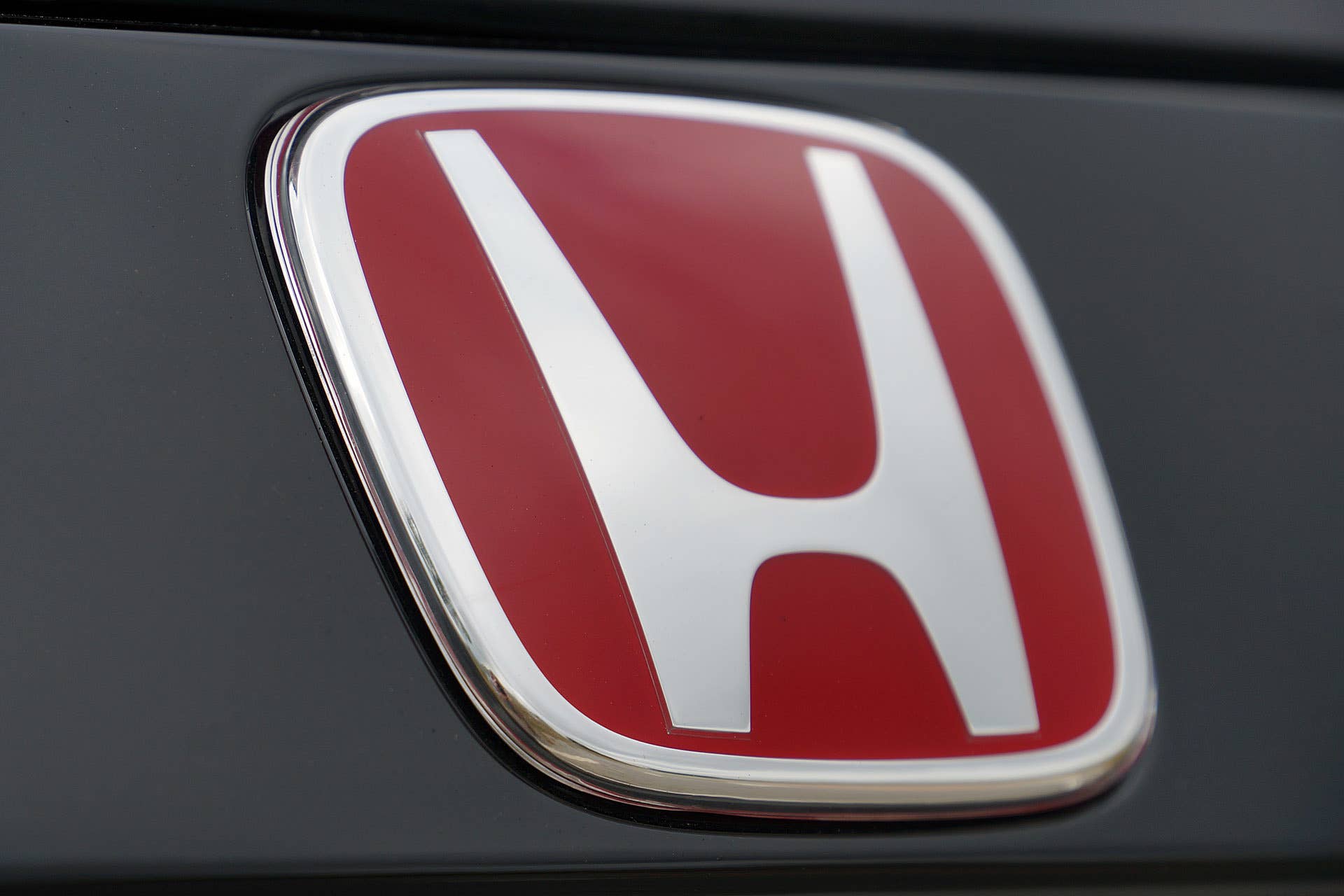 2015 Honda Civic Type R badge