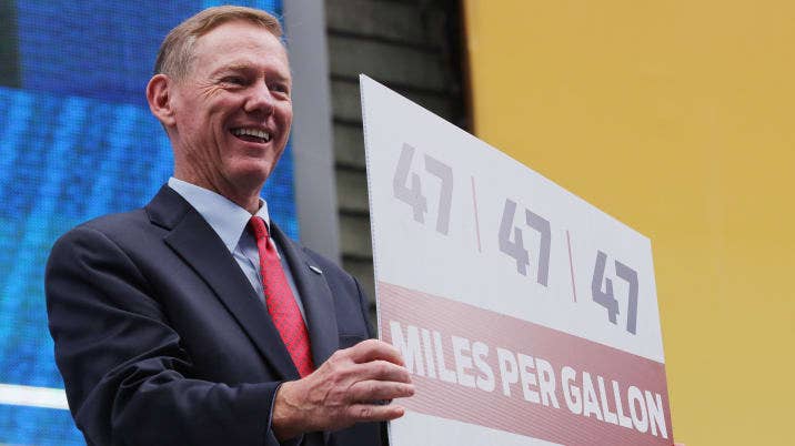 Ford CEO Alan Mulally Debuts The New Ford Fusion