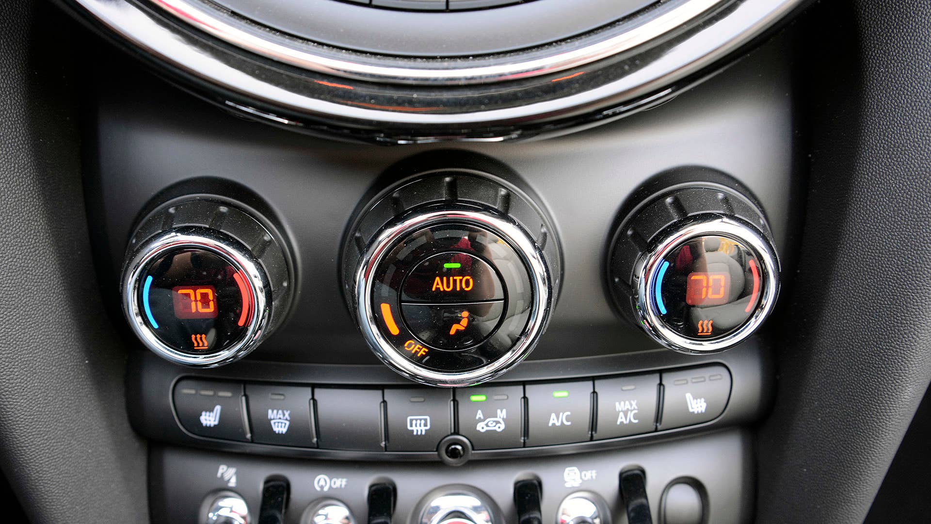 2017 Mini Cooper Convertible climate controls