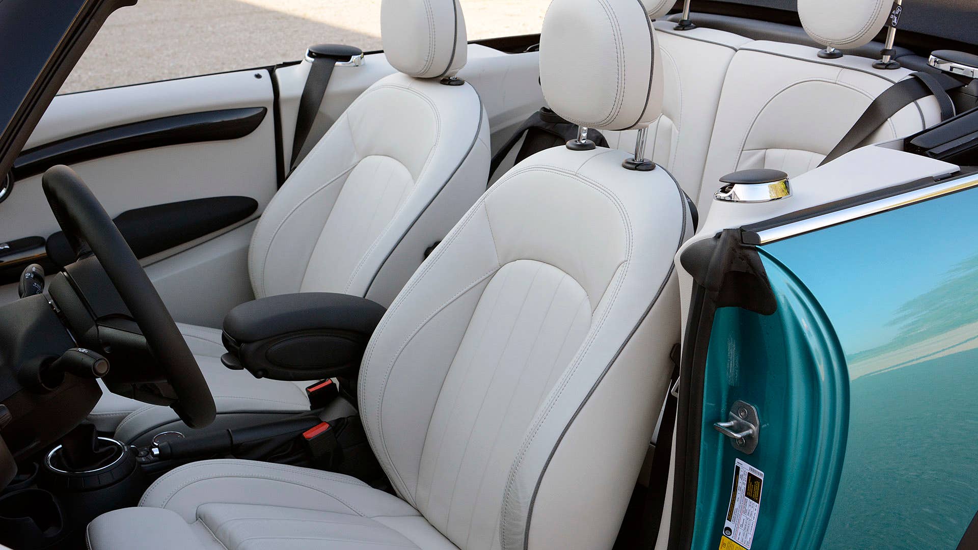 2017 Mini Cooper Convertible front seats