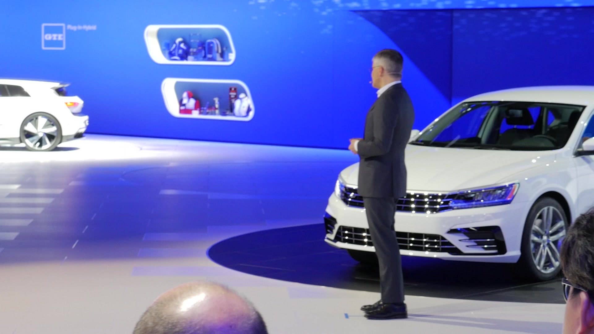 Volkswagen CEO Michael Horn apologizes at the 2015 Los Angeles Auto Show for the emission scandal