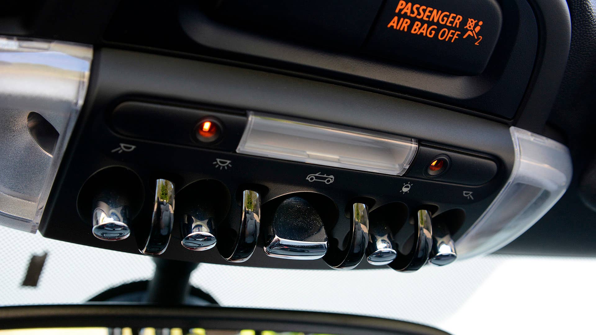 2017 Mini Cooper Convertible roof controls