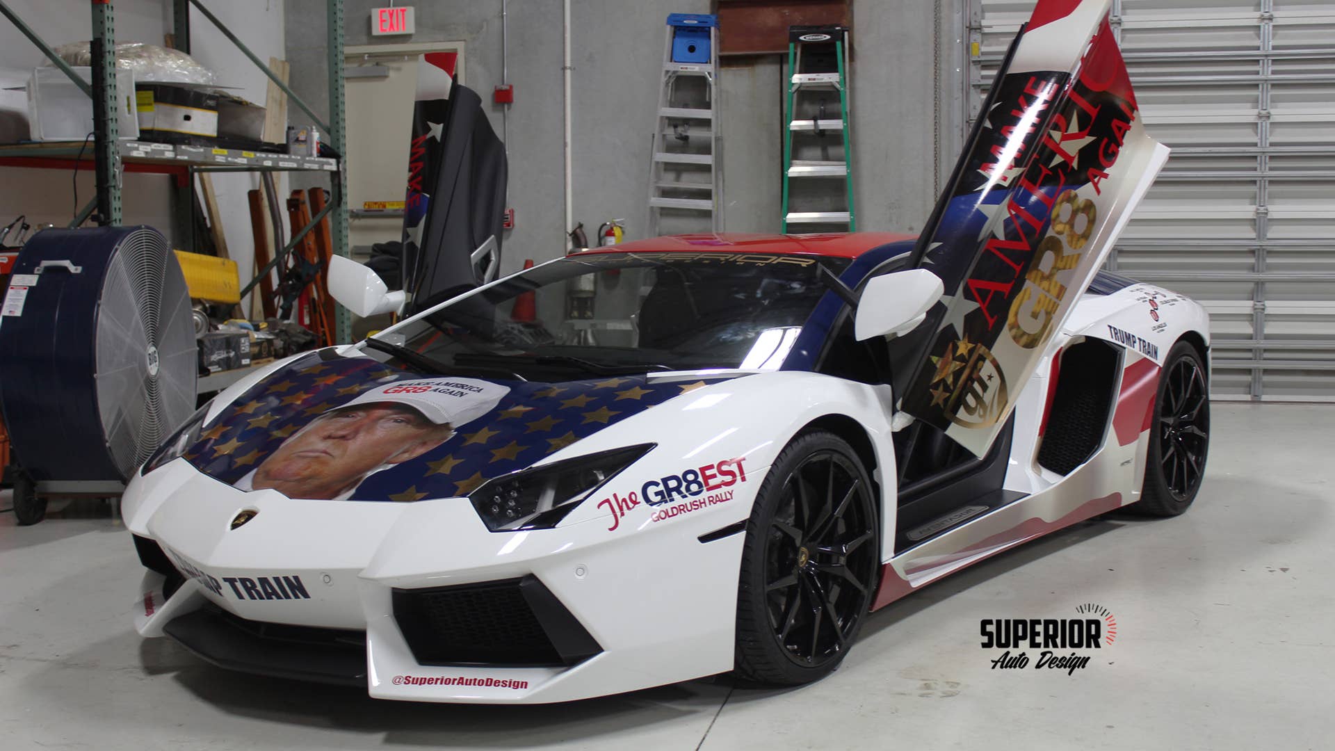 Lamborghini Trumpventador doors up