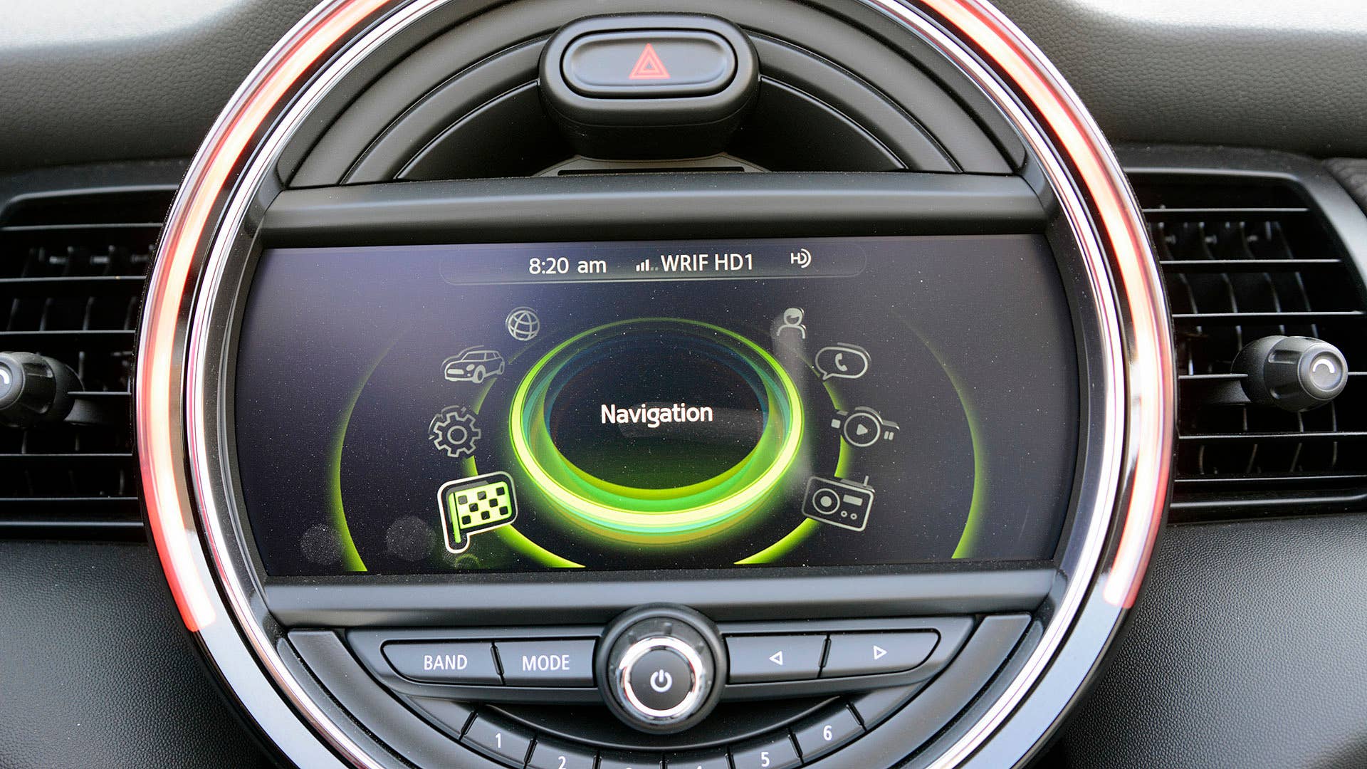 2017 Mini Cooper Convertible infotainment system