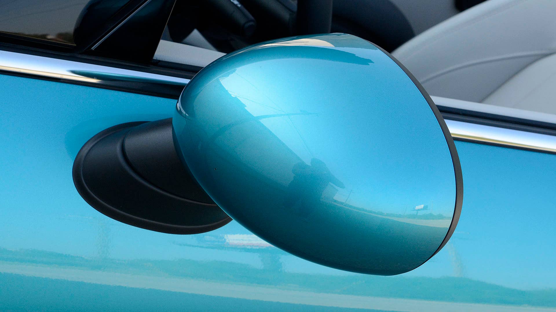 2017 Mini Cooper Convertible side mirror