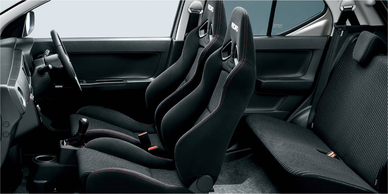 Suzuki Alto Works interior