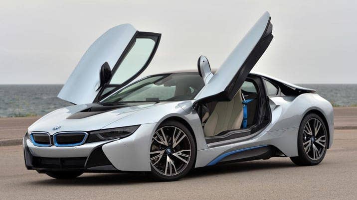 bmw i8 with open doors