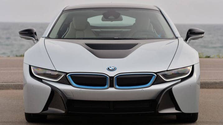 bmw i8 front view