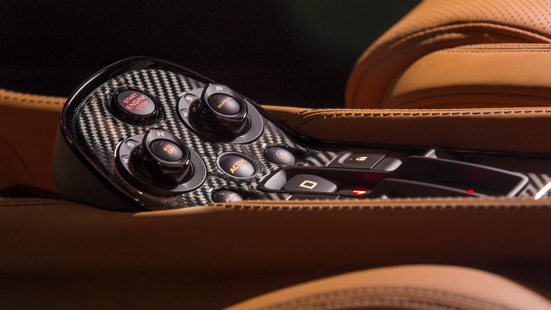 McLaren 570GT by MSO Concept Interior Tunnel Close Up