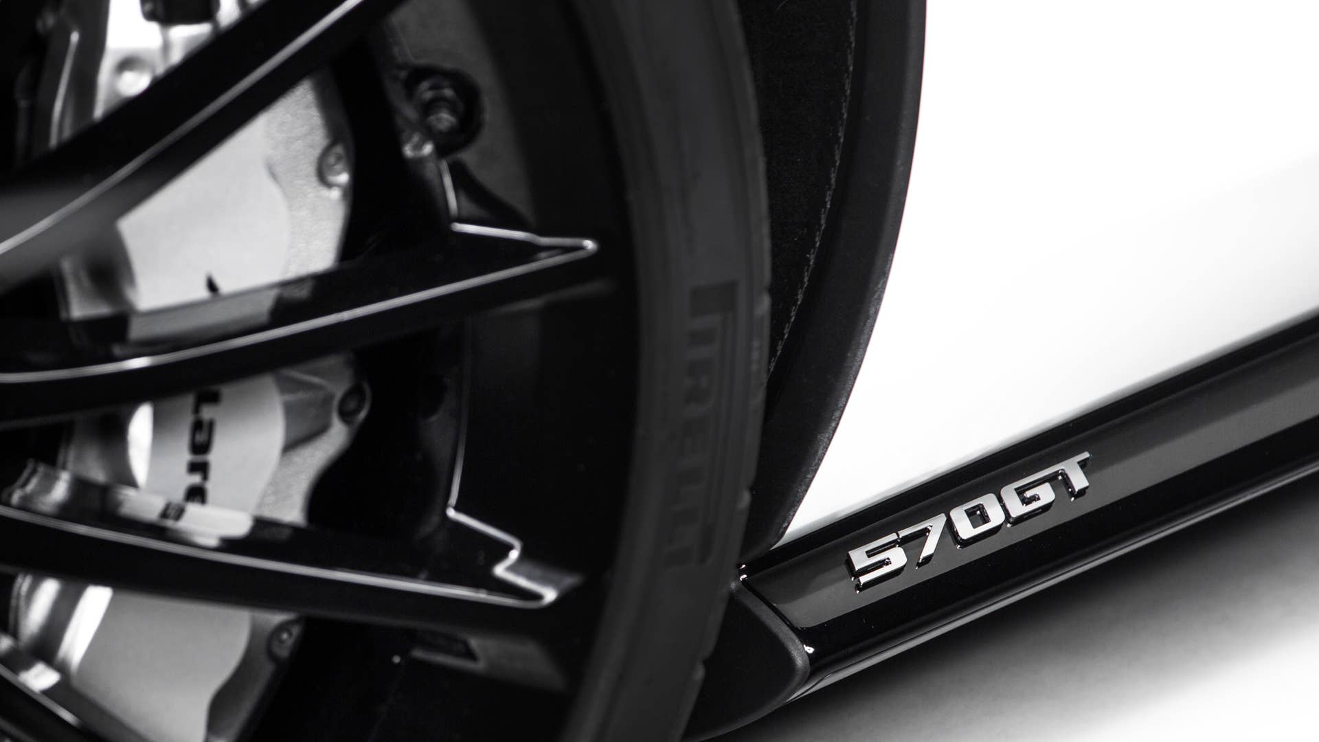 McLaren 570GT by MSO Concept Exterior Badge