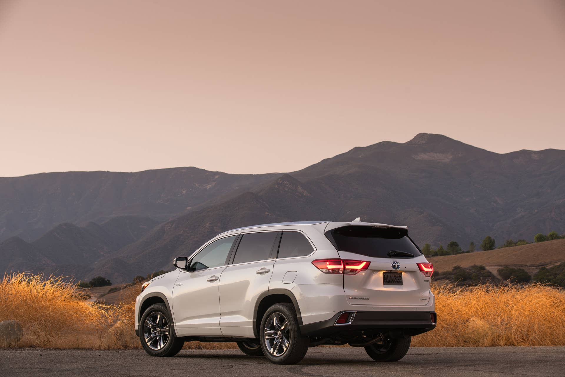 2017 Toyota Highlander Limited Platinum