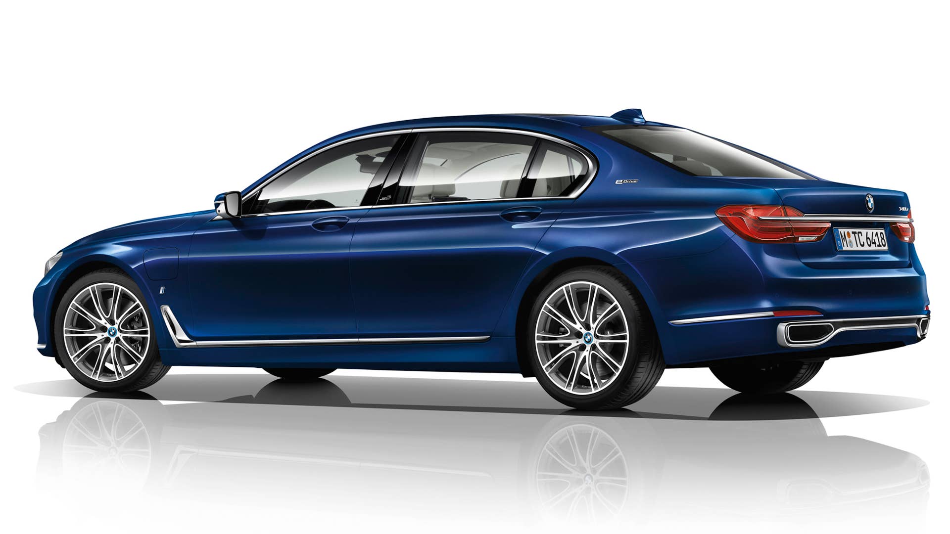 BMW M760i xDrive The Next 100 Years Edition rear 3/4 white