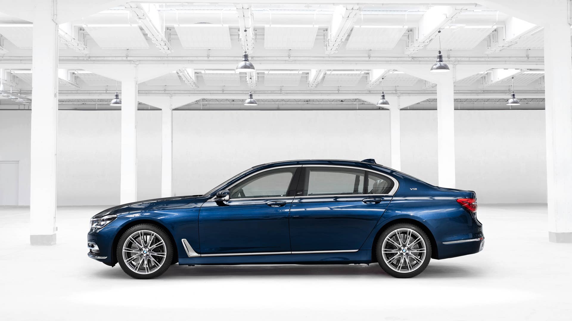 BMW M760i xDrive The Next 100 Years Edition profile studio