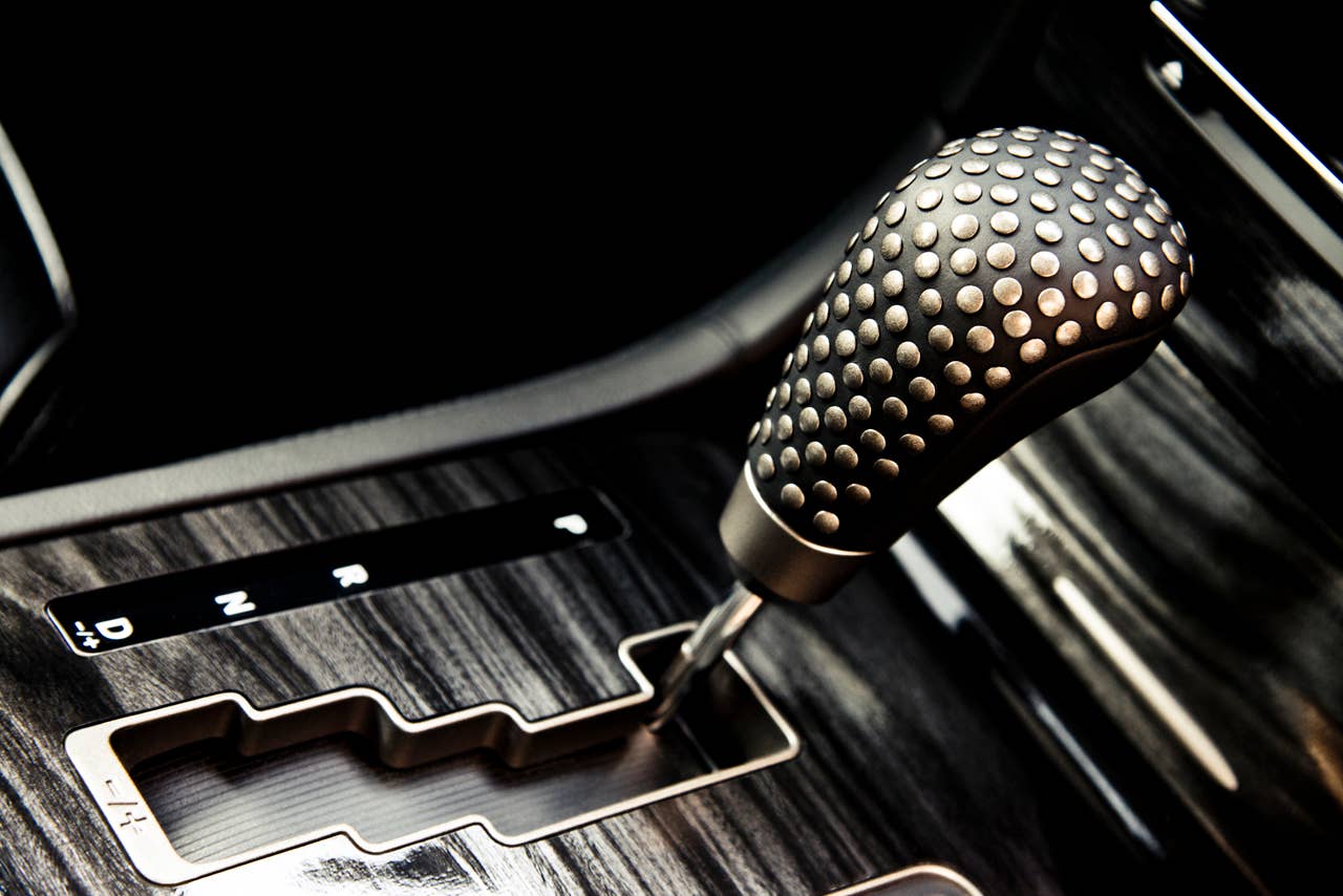 2013 Chrysler 300C John Varvatos Edition shift lever detail (preproduction trim)