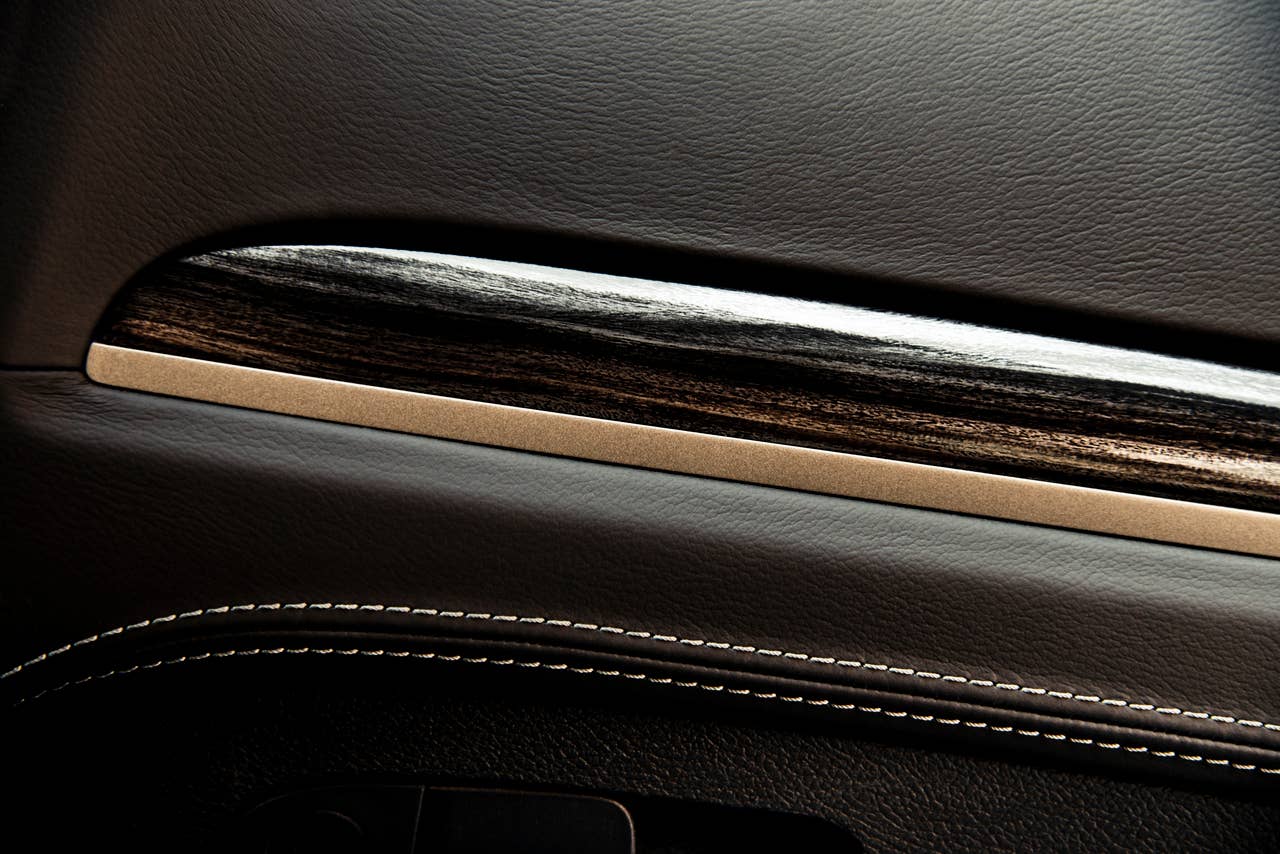 2013 Chrysler 300C John Varvatos Edition instrument panel detail