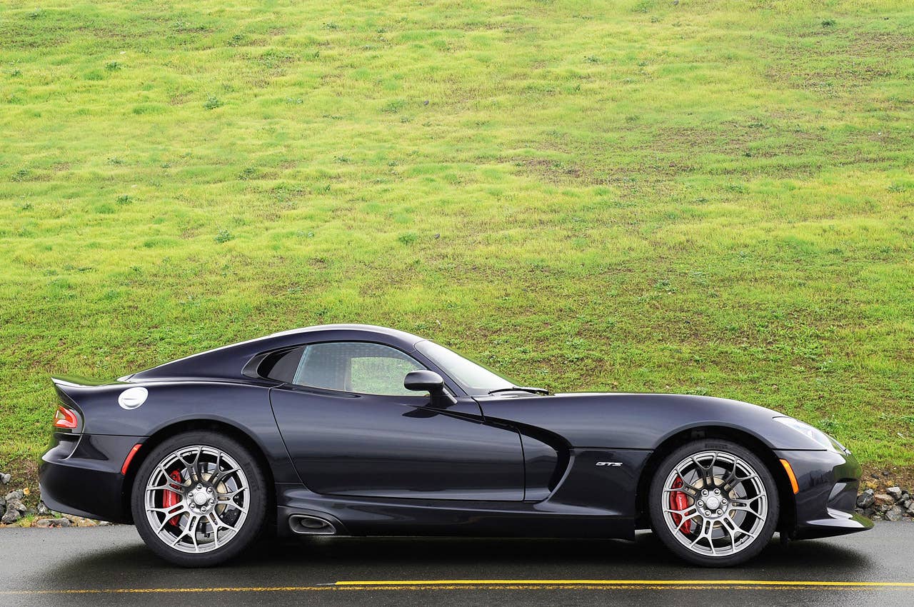 2013 SRT Viper side view