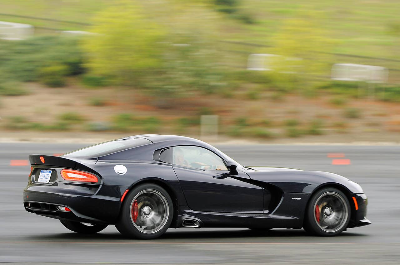 2013 SRT Viper driving