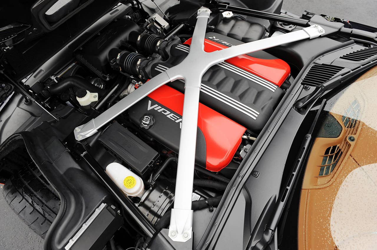 2013 SRT Viper engine
