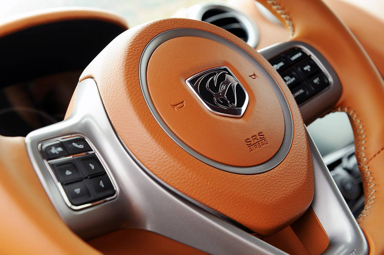 2013 SRT Viper steering wheel