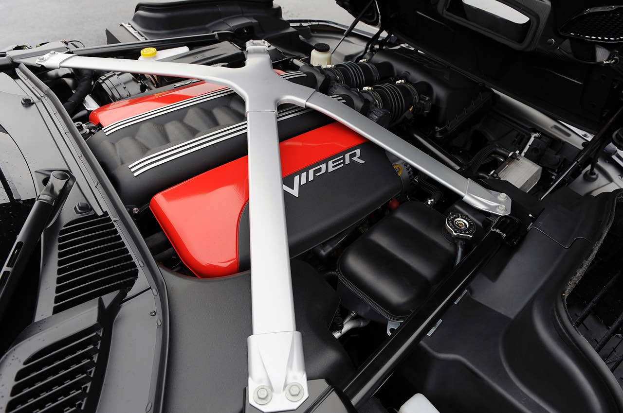 2013 SRT Viper engine