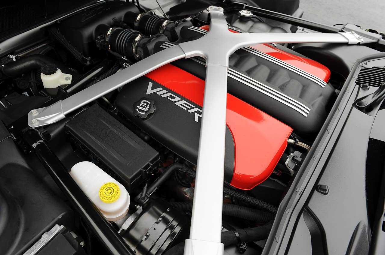 2013 SRT Viper engine