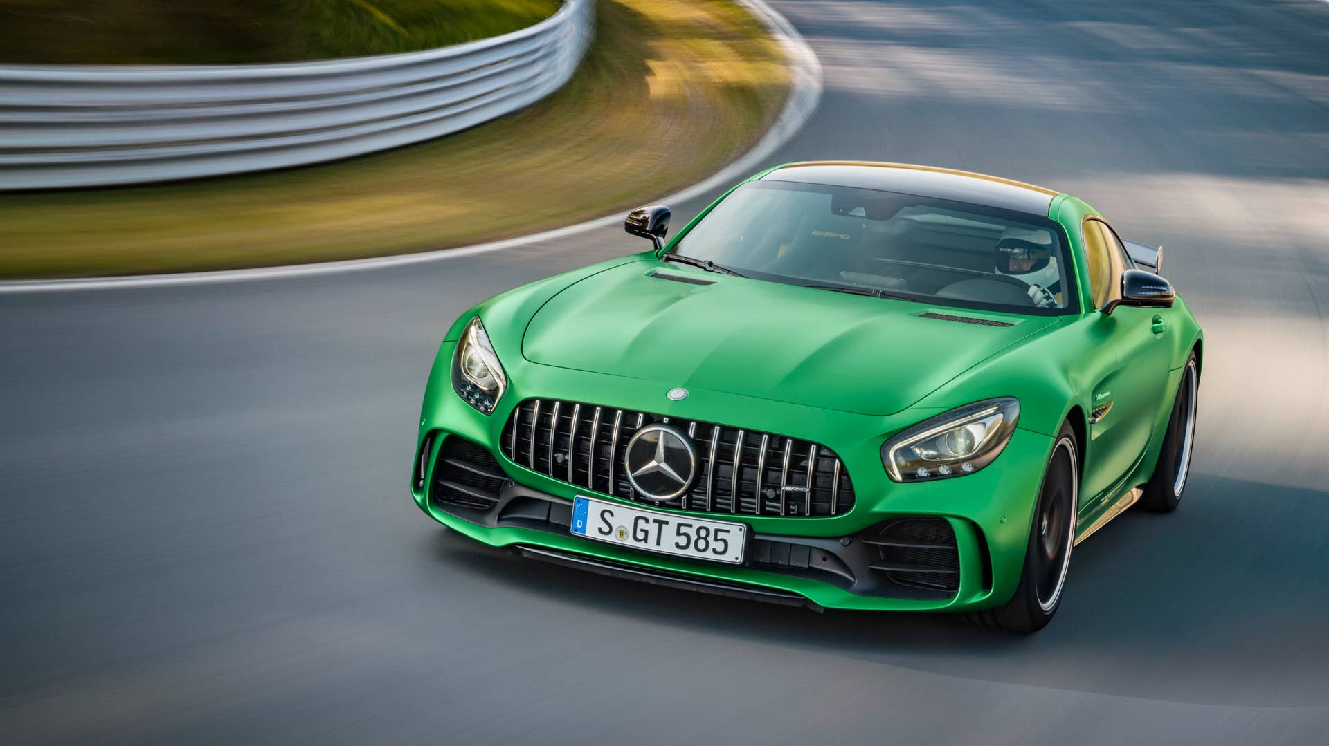 2018 Mercedes-AMG GT R front on track