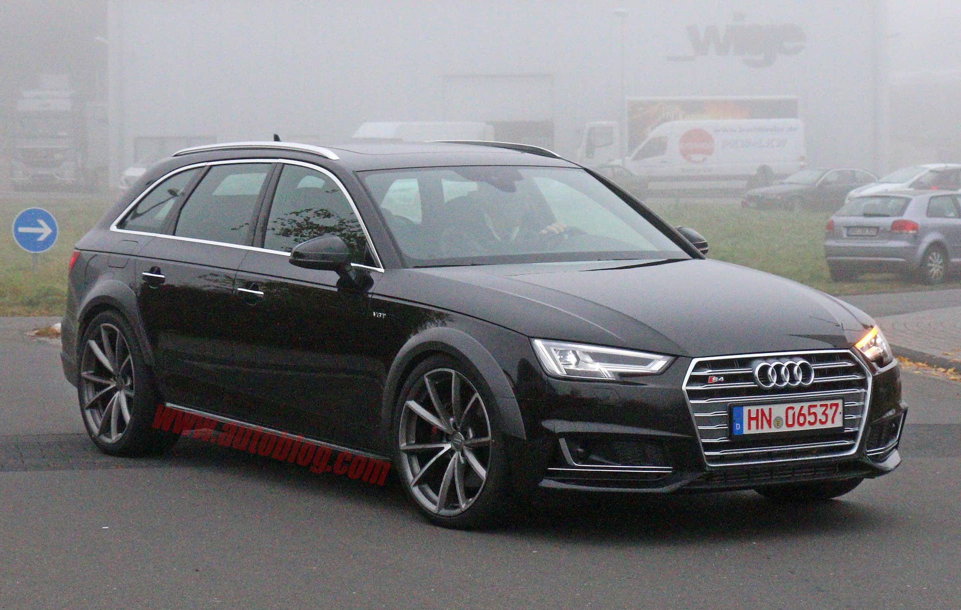 2017 Audi RS4 Avant prototype front 3/4