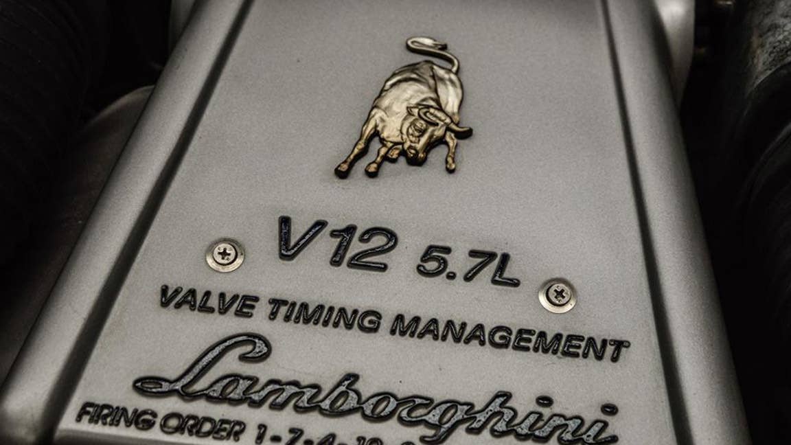 1999 Lamborghini Diablo SV engine detail