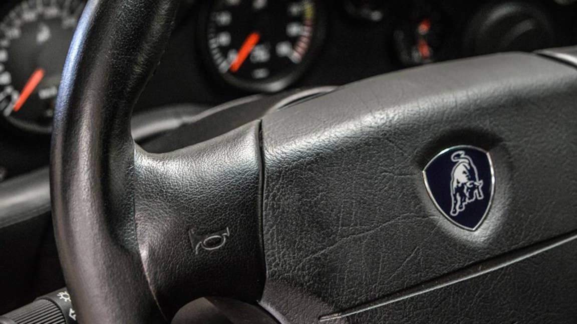 1999 Lamborghini Diablo SV interior steering wheel detail