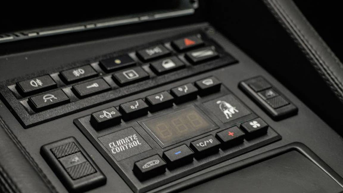 1999 Lamborghini Diablo SV switchgear