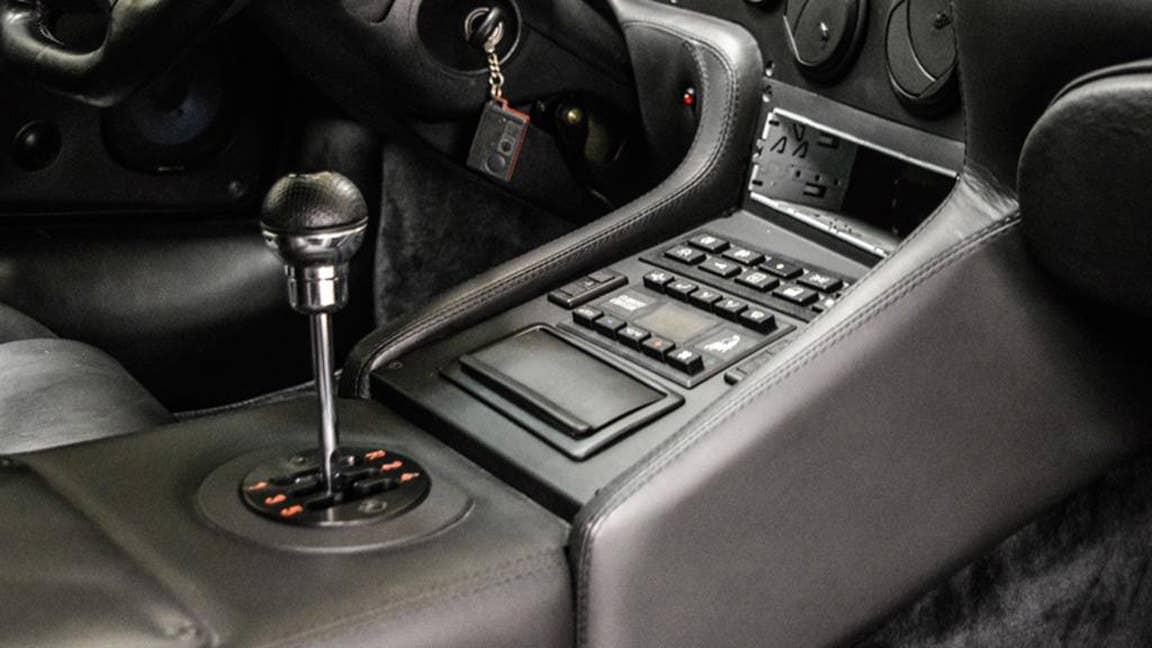 1999 Lamborghini Diablo SV console