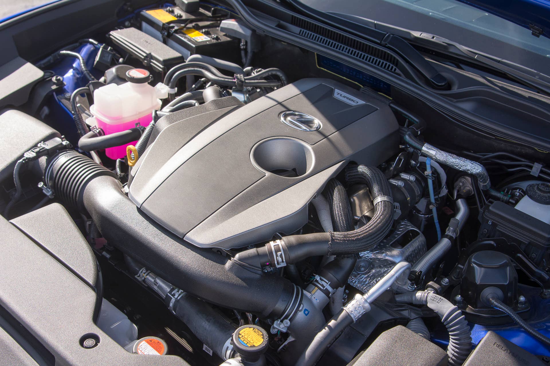 lexus coupe turbocharged engine 2.0-liter rc200t