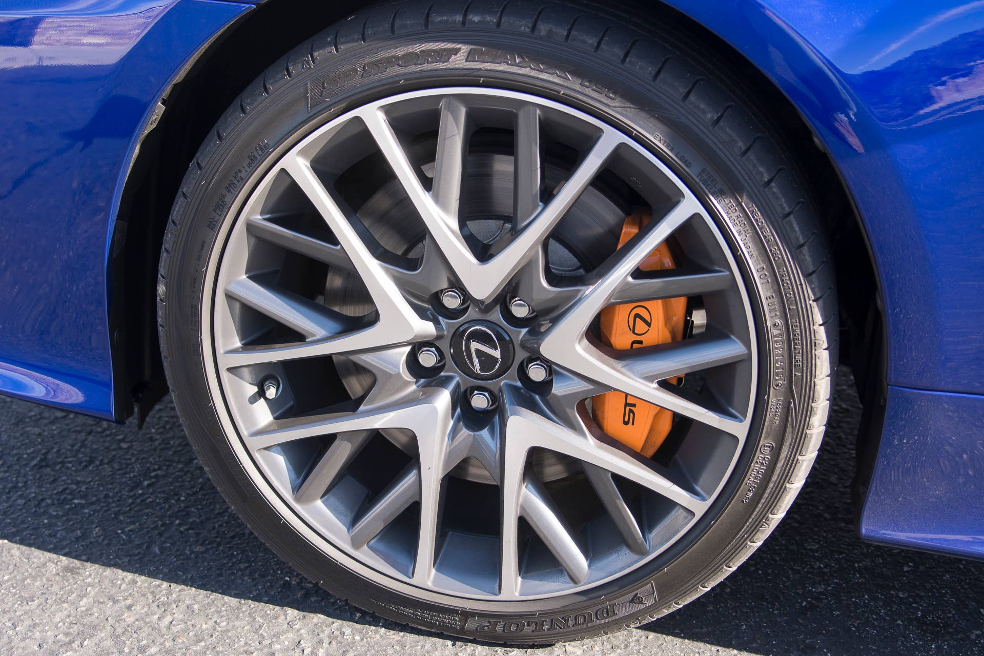 lexus wheel rc200t brakes caliper dunlop