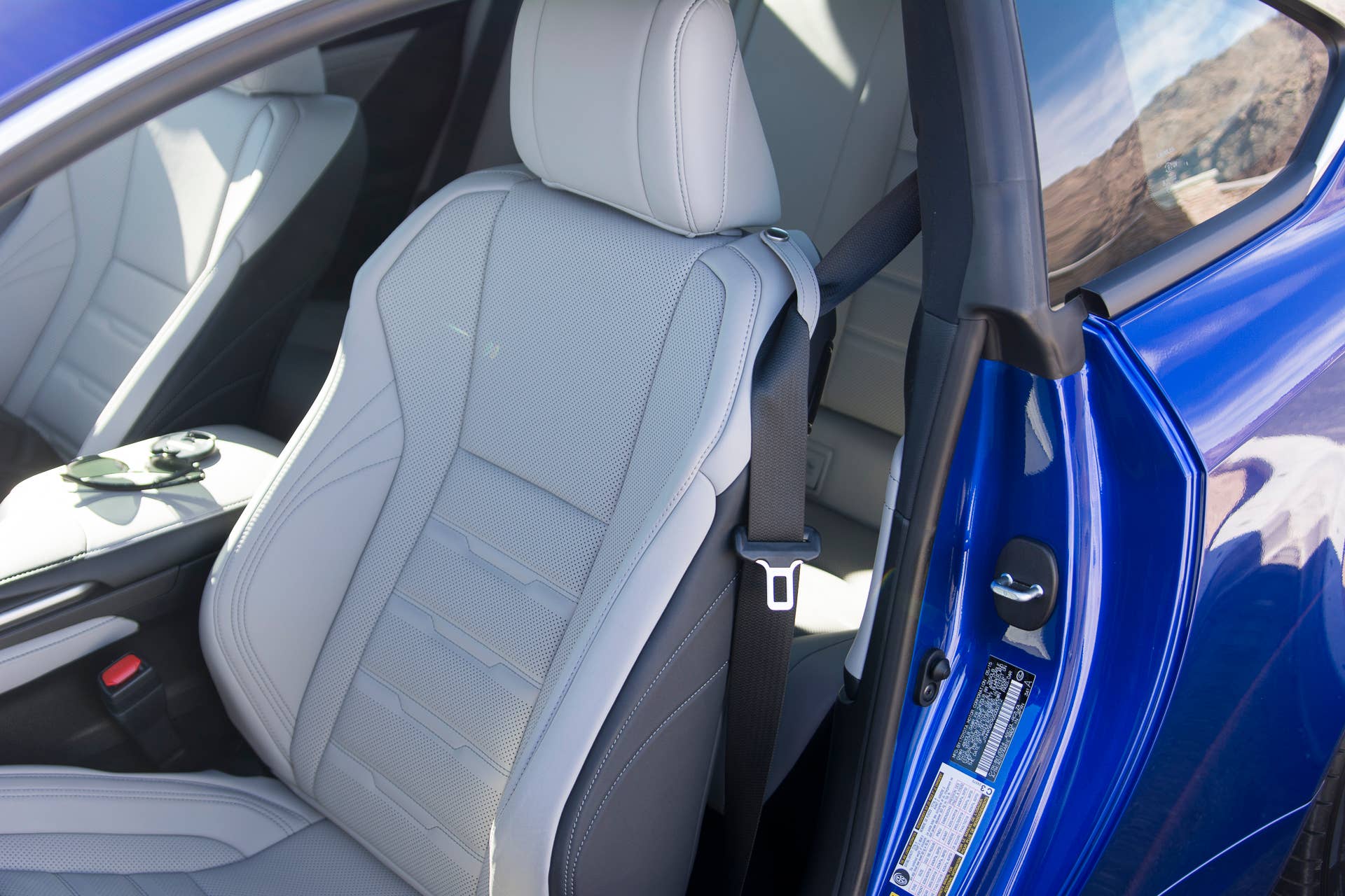 2016 lexus rc200t seats interior cabin