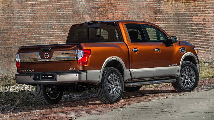 2017 Nissan Titan Half-Ton