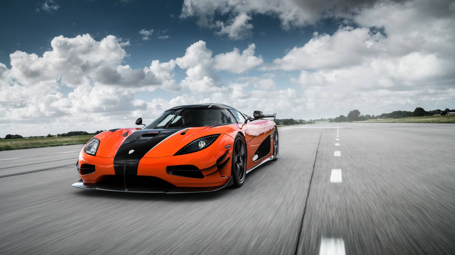 Koenigsegg Agera XS Front Exterior