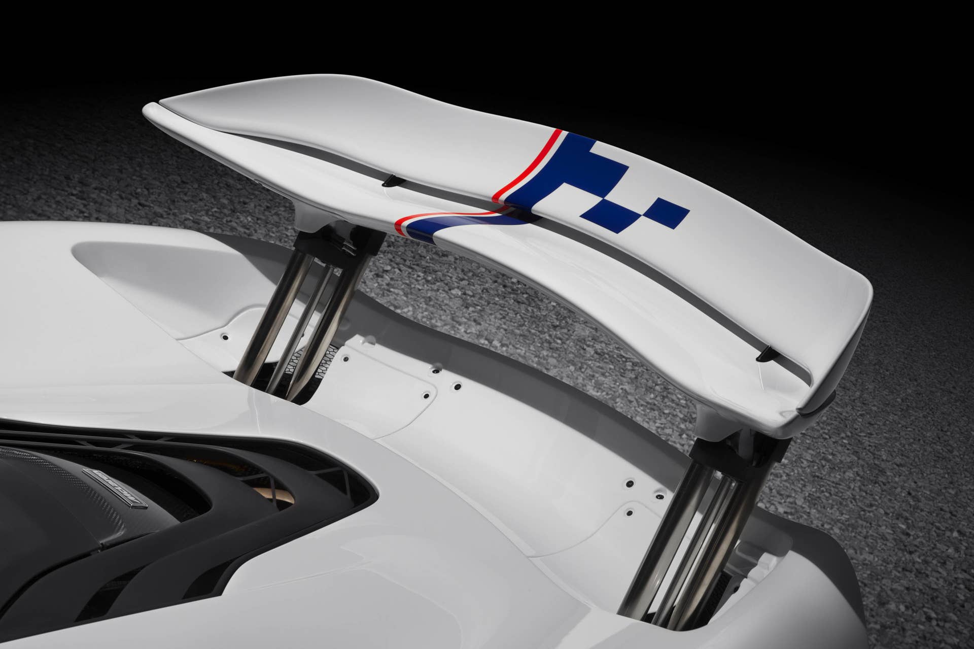 McLaren P1 Alain Prost spoiler